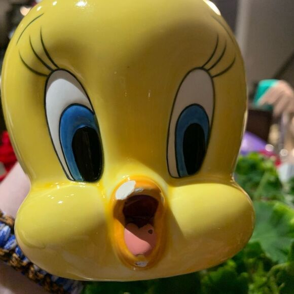 Vintage sculpted Tweetie Mug - Picture 2 of 6